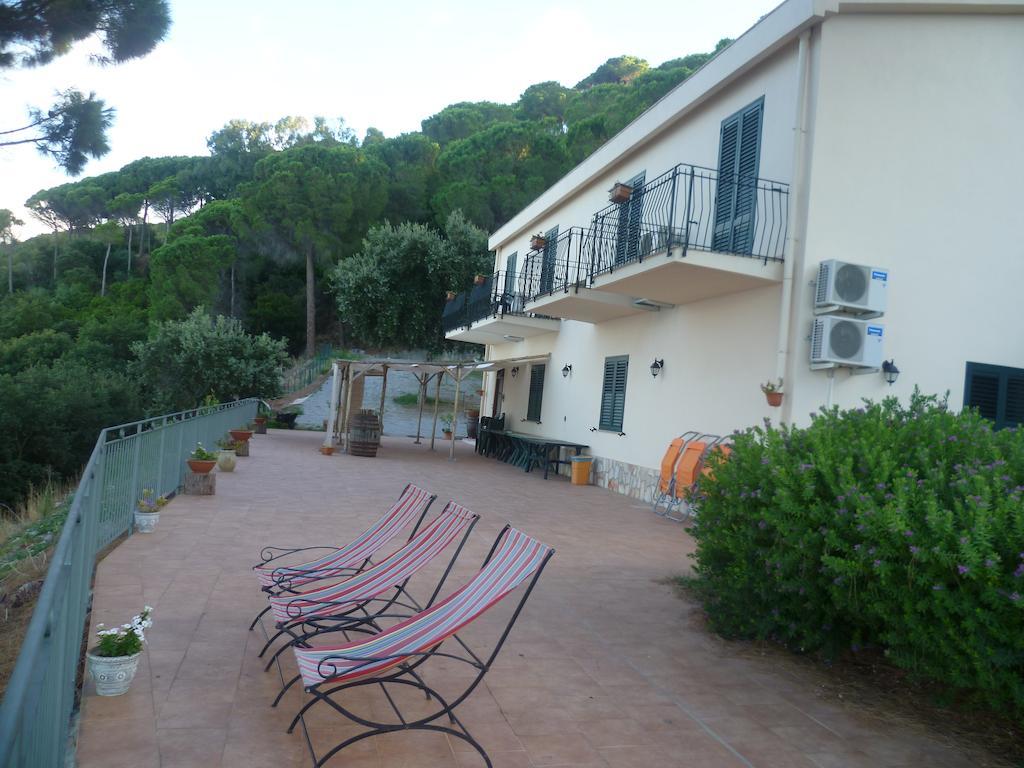 Alba Tra I Pini B&B Cefalù Kültér fotó
