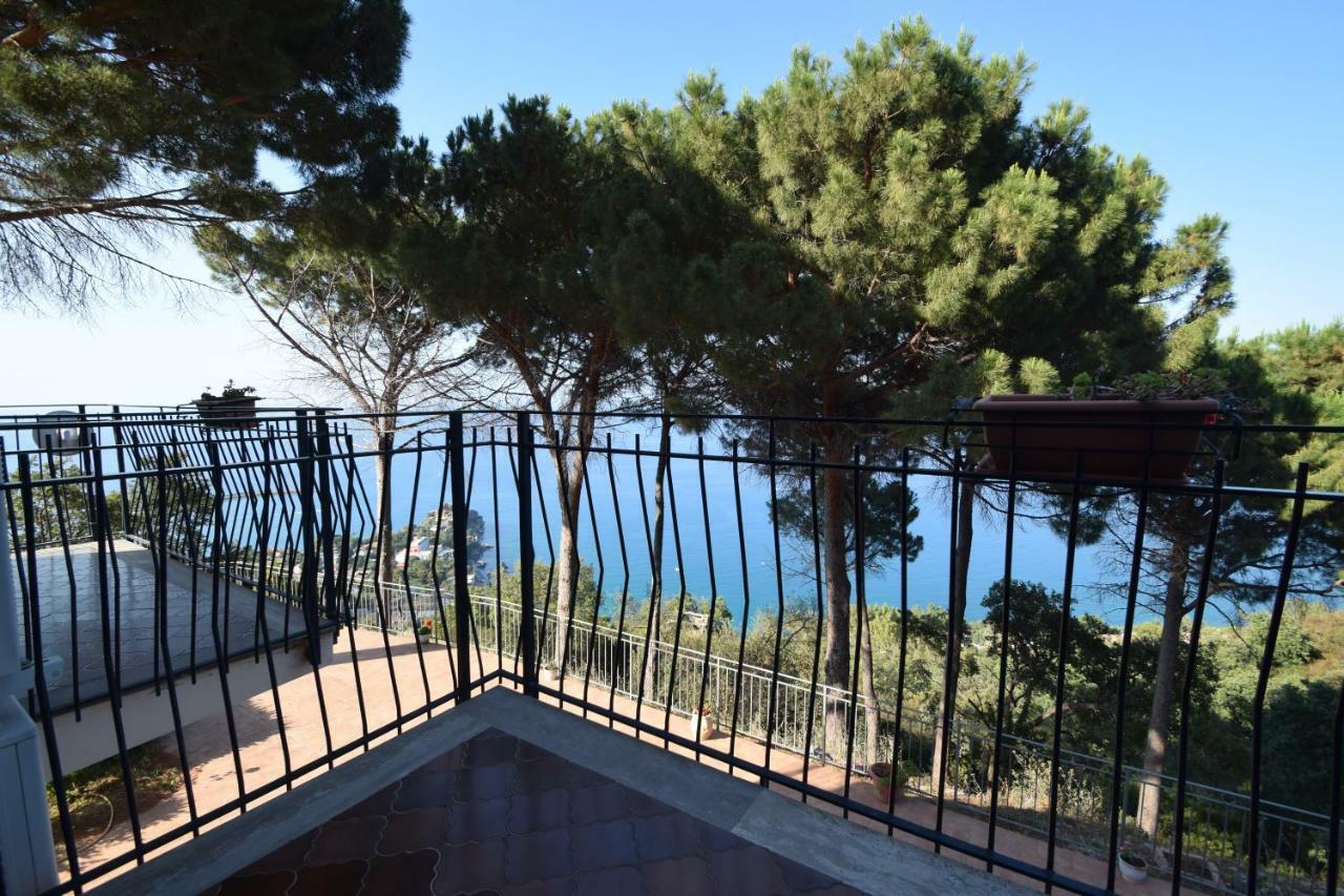 Alba Tra I Pini B&B Cefalù Kültér fotó